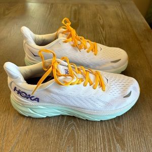 Hoka Clifton 8. Size 11